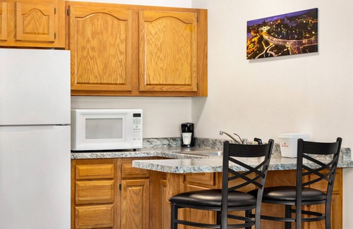 Richland Center Hotel | Ramada by Wyndham Richland Center