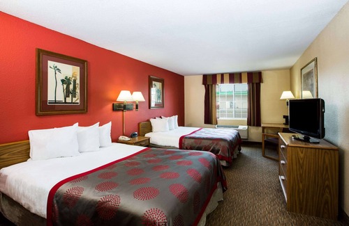 Sioux Falls Hotel | Ramada by Wyndham Sioux Falls