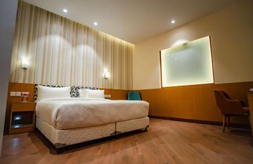 Lucknow Hotel | Ramada Encore by Wyndham Lucknow Airport