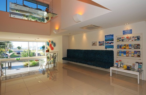 Urangan Hotel | Ramada Hervey Bay