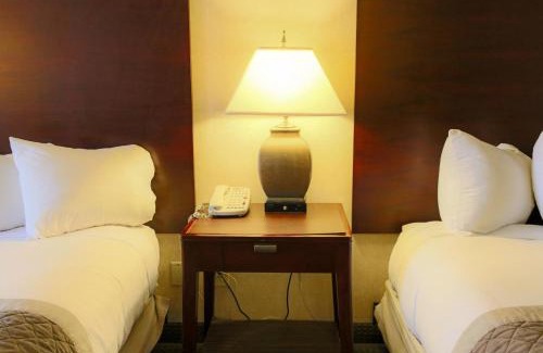College Park Hotel | Ramada Plaza by Wyndham Atlanta Airport
