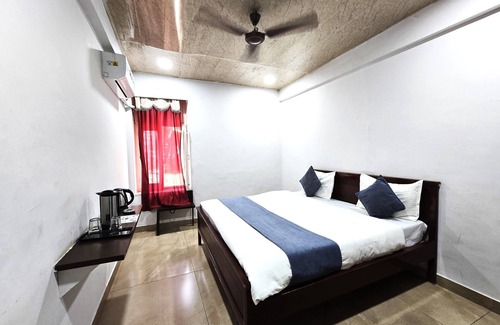 Mount Abu Hotel | Ramma TheHotel - Nakki Lake -200mtr