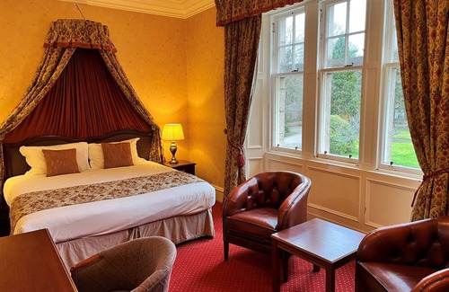 Forres Hotel | Ramnee Hotel