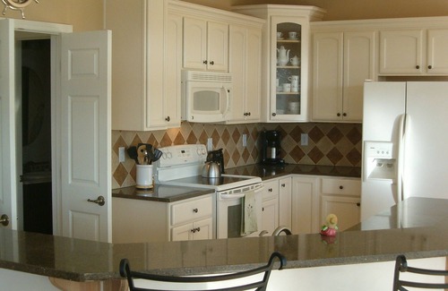 Huddleston House | Ramsey's Retreat- Relaxing Get Away Beautiful Views- Kayaks