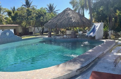 El Porvenir House | Ranch & Hostel La Casa del Sol