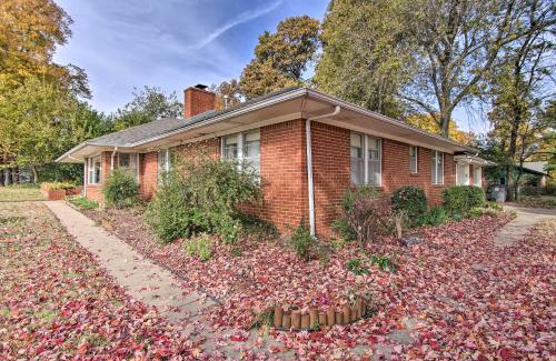 Tulsa House | Ranch-Style Cottage - 2 Miles to Philbrook Museum!