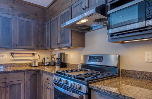 Rangeley House | Rangeley Daydream - with shared beach on Rangeley Lake