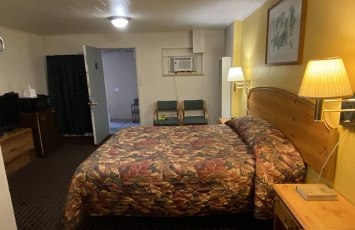 Cheyenne Hotel | Ranger Motel