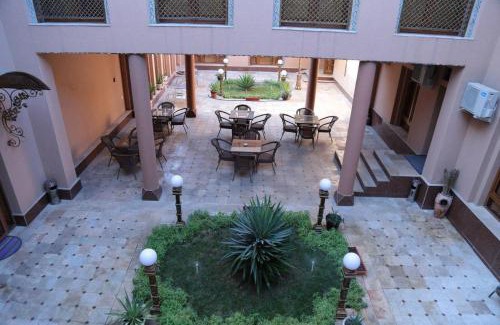 Buxoro Hotel | Rangrez Hotel