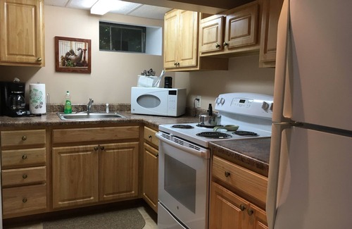 Hadley House | Rare 4BR 2BA lakefront home. Unobstructed views. Quiet street. Fully equipped.