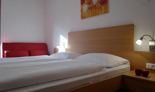Lagundo Apartment | Rasnerhof Ferienwohnung Tschigat