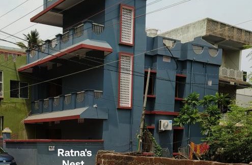 Puri Apartment | Ratna's Nest Homestay