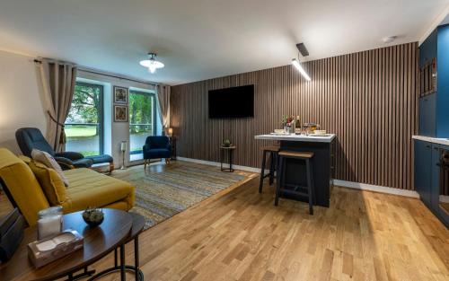 Fort Augustus Apartment | Raven Wing Apartments - Highland Club Scotland