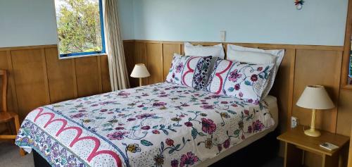 Rings Beach Apartment | Rawhiti Cottage at Kaeppeli's