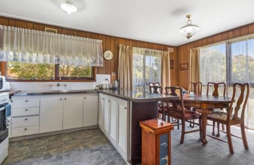 Tootgarook House | Raymond Coastal Cottage