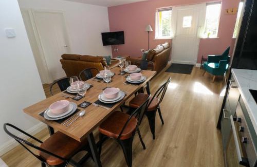 Kilgetty House | Razor Clam Cottage