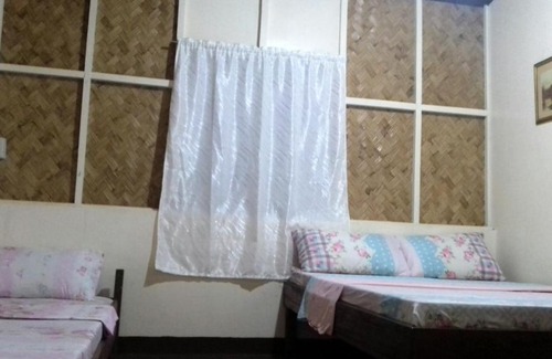 Coron Town Proper Hotel | RB Transient House