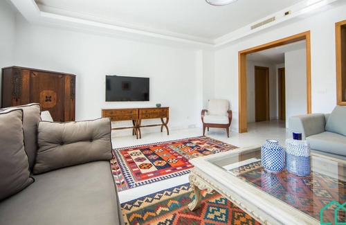 Ain Zaghouen Nord Apartment | Rd Panorama: Superbe apt avec terrasse + vue forêt