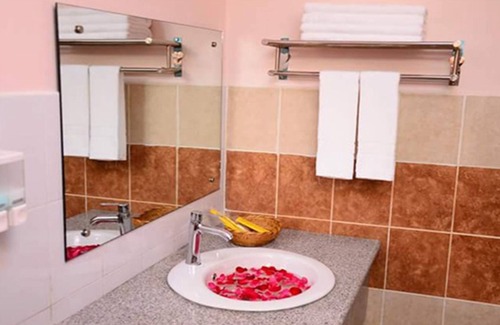 Yankin Township Hotel | Real Link Hotel
