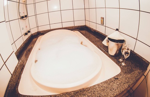 Orleans Hotel | Real Nob Hotel