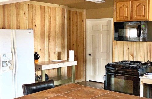 Newnata House | Reality Ranch Cabin on South Sylamore Creek