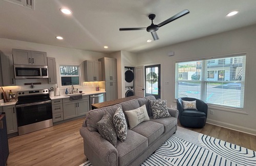 Oxford Condo | Rebel Retreat