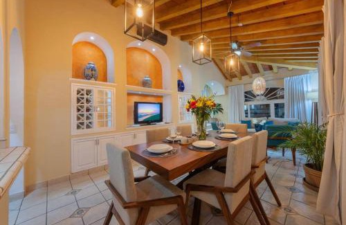 Lazaro Cardenas Apartment | Recently Remodeled and Ready To Be Used