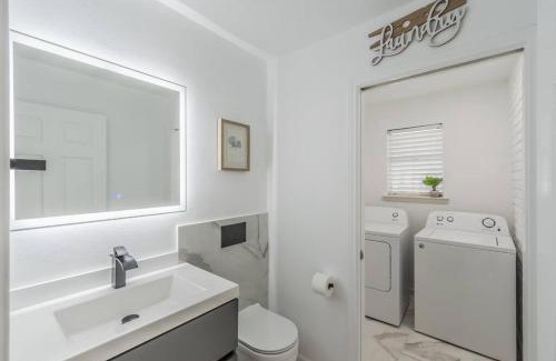 Plano Villa | Recently remodeled Luxury house with pool and spa