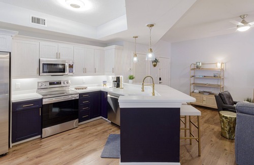 Redevelopment Area Condo | Recently renovated, fabulous condo! W/ plaza views this is luxury at its finest