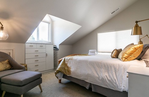 Leavenworth House | Recharge by The River