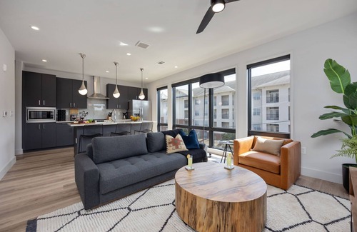 West End House | Records - 4 Units - Pool & Gym - Mins to Broadway