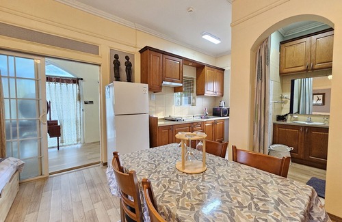 Aewol House | Red Castle Pension