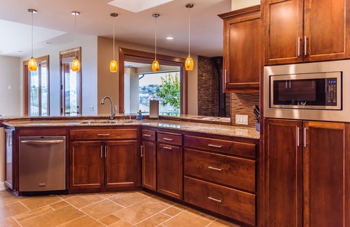 Paso Robles House | Red Cloud Rendezvous - Brings You and Your Friends Together in Paso Robles!
