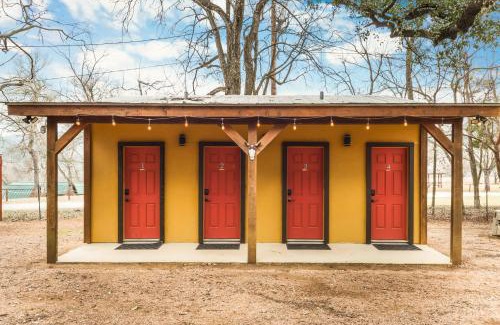 New Braunfels House | Red Cloud - Tipi 4