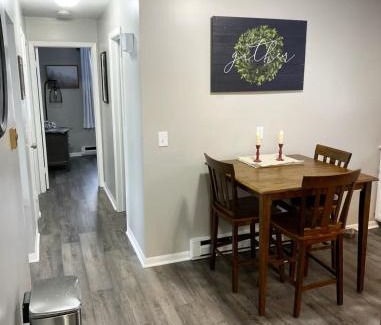 Ellicottville Apartment | Red door retreat