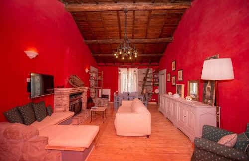 Rocca di Papa Villa | Red Elegant and Charming Country House near Rome