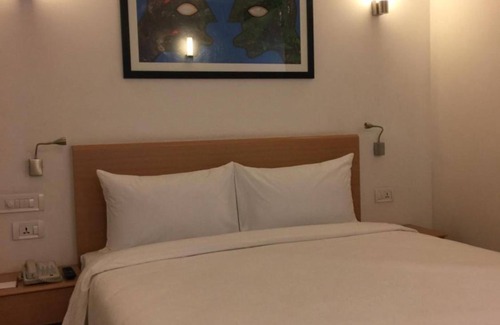 Gurugram Hotel | Red Fox by Lemon Tree Hotels, Sector 60, Gurugram
