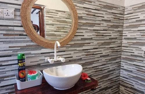 Jambiani Cabin | Red Monkey Beach Lodge
