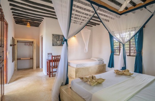 Jambiani Cabin | Red Monkey Beach Lodge