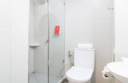 Bonifacio Global City Hotel | Red Planet BGC The Fort