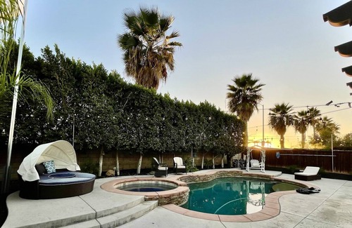 Riverside House | Red Poppy's Luxury Getaway