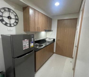 Legazpi Village Apartment | Red Residences Chino Roces Makati