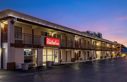 Caryville Hotel | Red Roof Inn Caryville