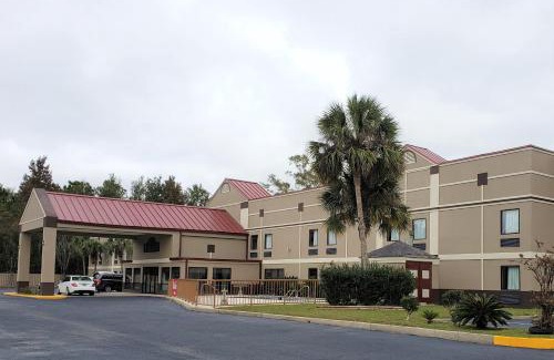 Kreole Hotel | Red Roof Inn Moss Point