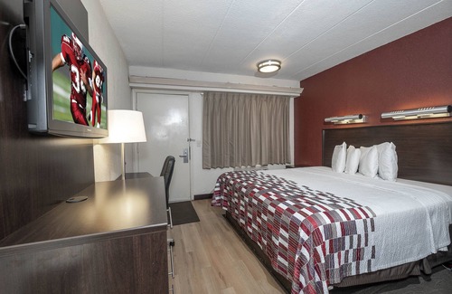 Mount Laurel Hotel | Red Roof Inn Mt Laurel