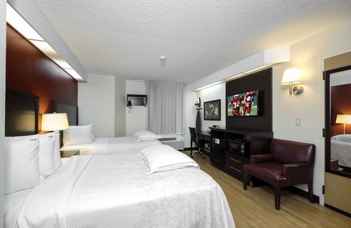 Palm Coast Hotel | Red Roof Inn PLUS+ Palm Coast