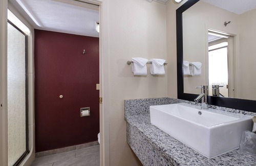 Palm Coast Hotel | Red Roof Inn PLUS+ Palm Coast