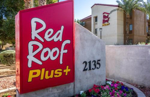 Tempe Hotel | Red Roof Inn PLUS+ Tempe - Phoenix Airport