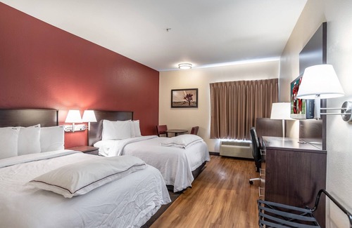 Tempe Hotel | Red Roof Inn PLUS+ Tempe - Phoenix Airport