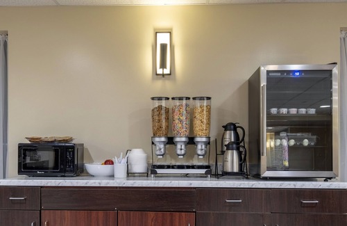 Tuscaloosa Hotel | Red Roof Inn PLUS+ Tuscaloosa - University